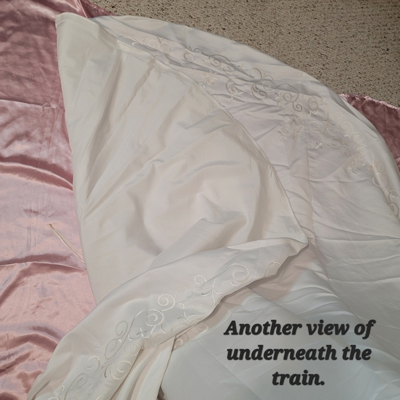 NWT St Tropez White Wedding Dress sz 22W - Picture 13 of 16